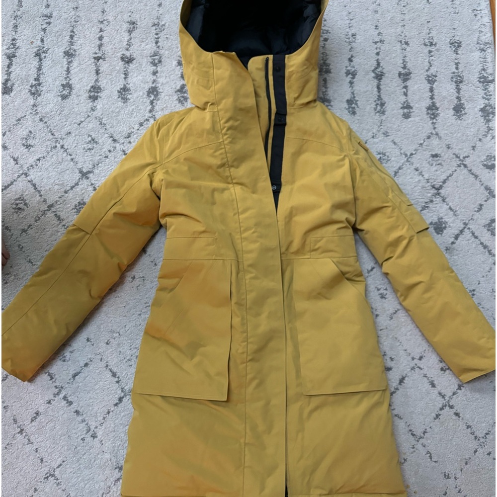 Lululemon Winter Warrior Parka Power - Yellow Mustard Size 0